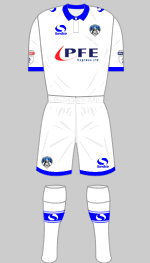 oldham athletic 2017-18 3rd kit